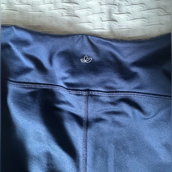 Yogipace Womens Blue Leggings in Smooth Fabric - Picture 4 of 11